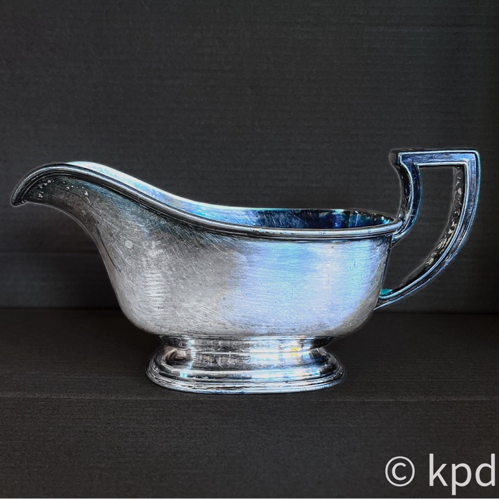 Pointed Vintay REED & BARTON Gravy Boat # 10042